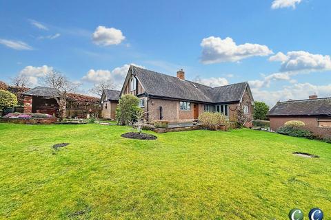 3 bedroom detached house for sale, Horsey Lane, Upper Longdon, Rugeley, WS15 4LN