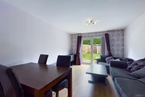 2 bedroom end of terrace house for sale - Pound Hill, Crawley