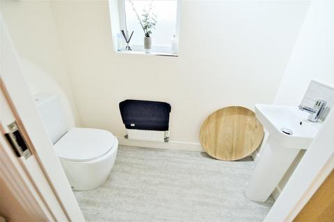 1 Pond View, Tollerton, York, YO61 1AG