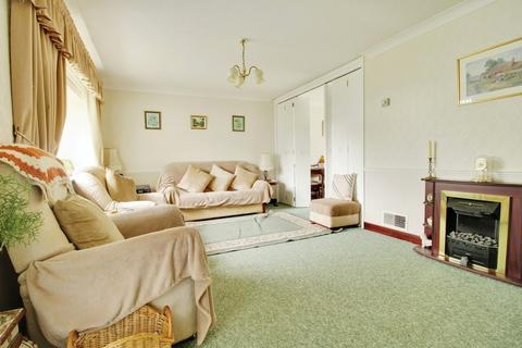 4 bedroom detached house for sale, Aspen Close, Royal Wootton Bassett