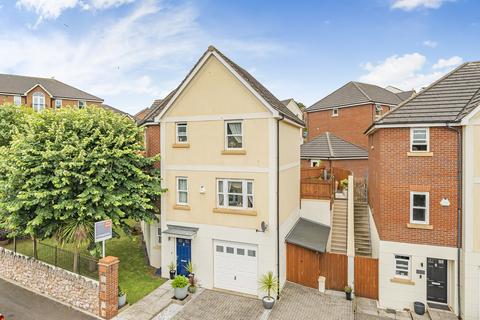 3 bedroom semi-detached house for sale, Kingsley Avenue, Torquay, TQ2 7GU