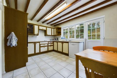 24 Glen Drive, Alton, Stoke-on-trent, ST10 4DJ