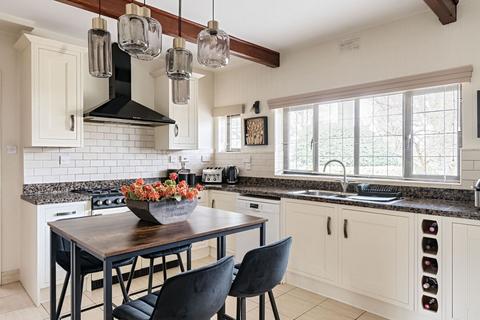 36 The Drive, Wallington, SM6 9NF
