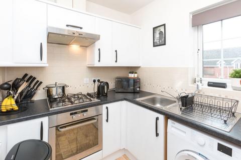 22 Marina View, Fazeley, Tamworth, B78 3BF