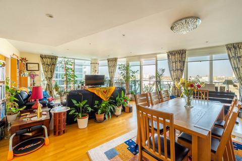 3 bedroom flat for sale - Baltimore House, Battersea Reach, Wandsworth, London, SW18