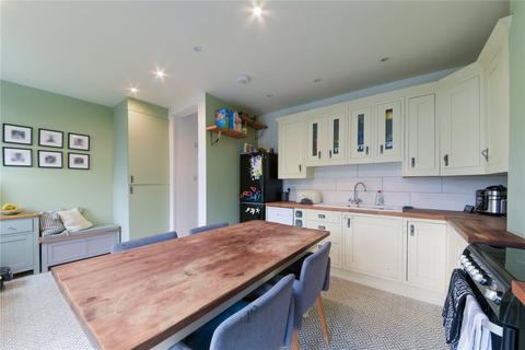 103 Wallace Crescent, Carshalton, SM5 3SU
