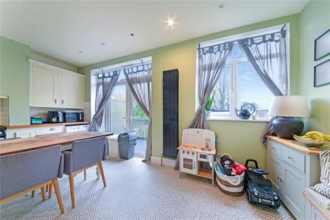 103 Wallace Crescent, Carshalton, SM5 3SU