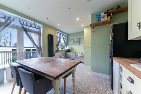 103 Wallace Crescent, Carshalton, SM5 3SU
