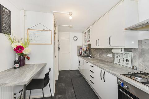 2 bedroom apartment for sale, Berkshire Road, London E9