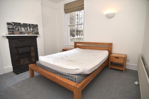 3 bedroom maisonette to rent - Latchmere Road, London