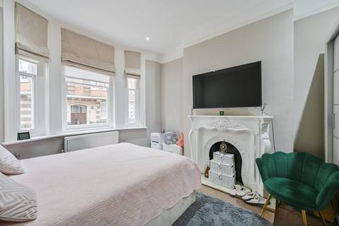 3 bedroom flat for sale, Winsford House, Marylebone, London, W1U