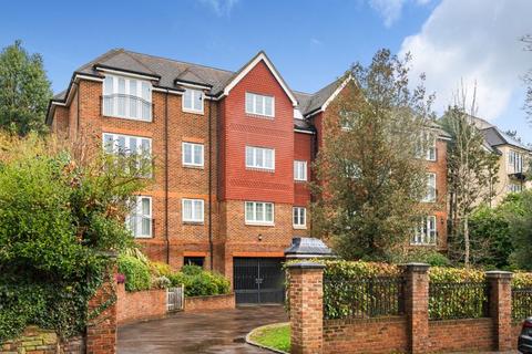 2 bedroom apartment for sale, Mitre Court, Plough Lane, West Purley