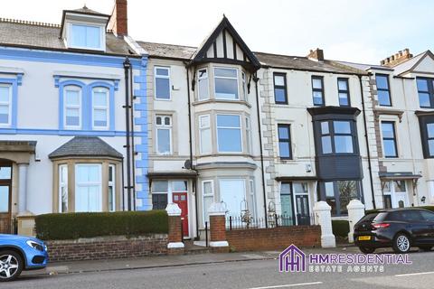 2 bedroom apartment to rent, Seaview Terrace, Southshields NE33