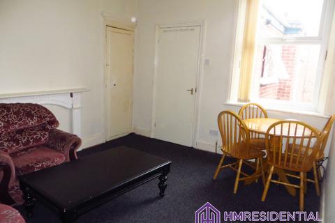 3 bedroom flat for sale, Beaconsfield Street, Newcastle Upon Tyne NE4