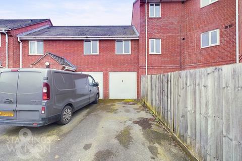 81 Hemming Way, Norwich, NR3 2AF