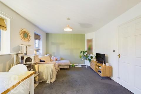 81 Hemming Way, Norwich, NR3 2AF