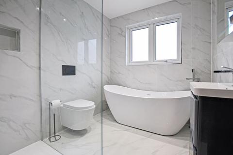 170 The Drive, Bexley, DA5 3BX
