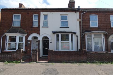 2 bedroom terraced house to rent, Kempston MK42