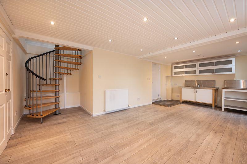Annex reception room