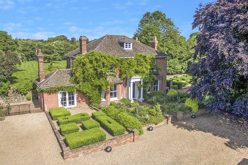 Boughton Monchelsea, Kent, ME17 5 bed manor house for sale £1,495,000