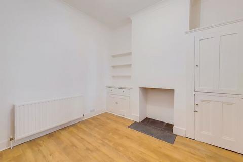 2 bedroom terraced house for sale - Curwen Avenue, Forest Gate E7