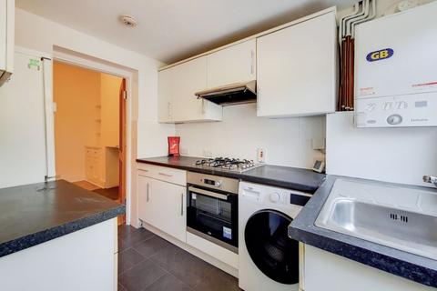 2 bedroom terraced house for sale - Curwen Avenue, Forest Gate E7