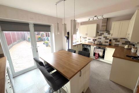 19 Brackenfield Road, Birmingham, B44 9BJ