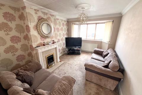 19 Brackenfield Road, Birmingham, B44 9BJ