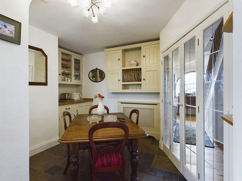 Kitchen/breakfast