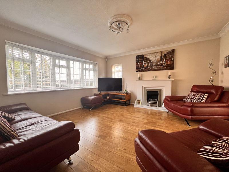 Monkspath, Sutton Coldfield B76 2RX 4 bed detached house for sale £450,000