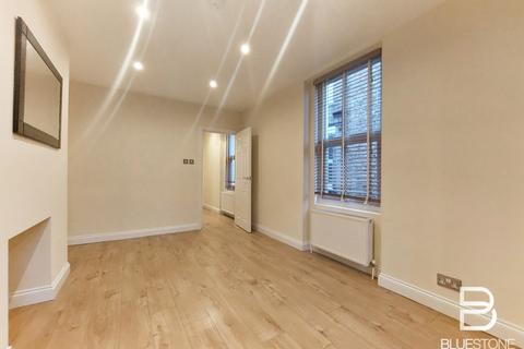 2 bedroom apartment to rent, Southwell Road, London