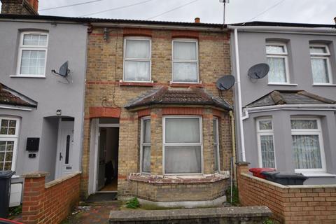 3 bedroom terraced house for sale, Canada Road, Slough
