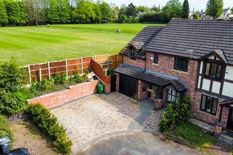 4 bedroom semi-detached house for sale, Ridgway Gardens, Lymm, WA13 0HQ