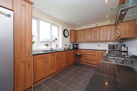 4 bedroom semi-detached house for sale, Greenway, Trentham