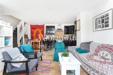 2 bedroom apartment to rent - Colney Hatch Lane, London, N10