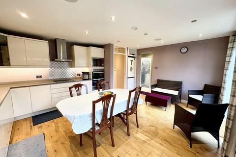 4 bedroom semi-detached house for sale, Deane Road, Hillmorton, Rugby, CV21 4NZ