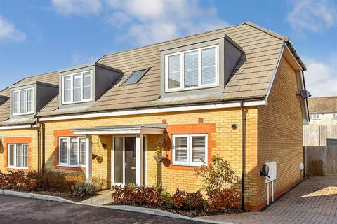 3 bedroom semi-detached house for sale, Corden Place, Codmore Hill, Pulborough, West Sussex