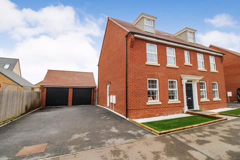 5 bedroom detached house for sale, Chessum Road, Biggleswade SG18