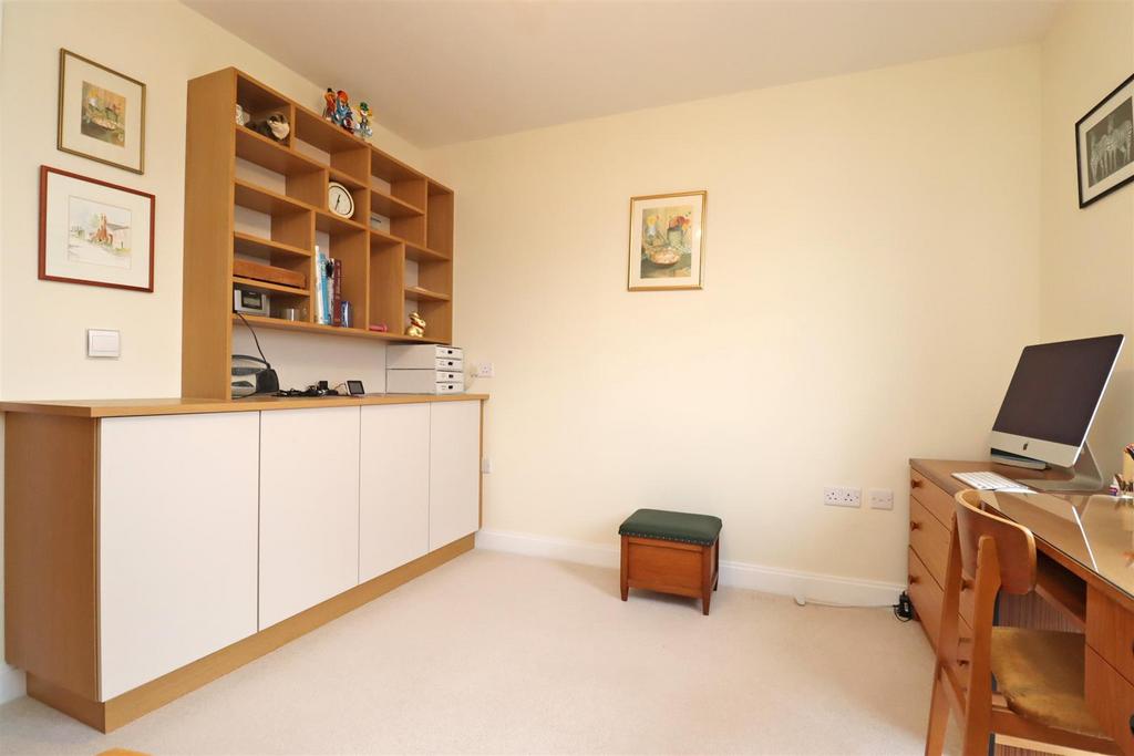 Second bedroom