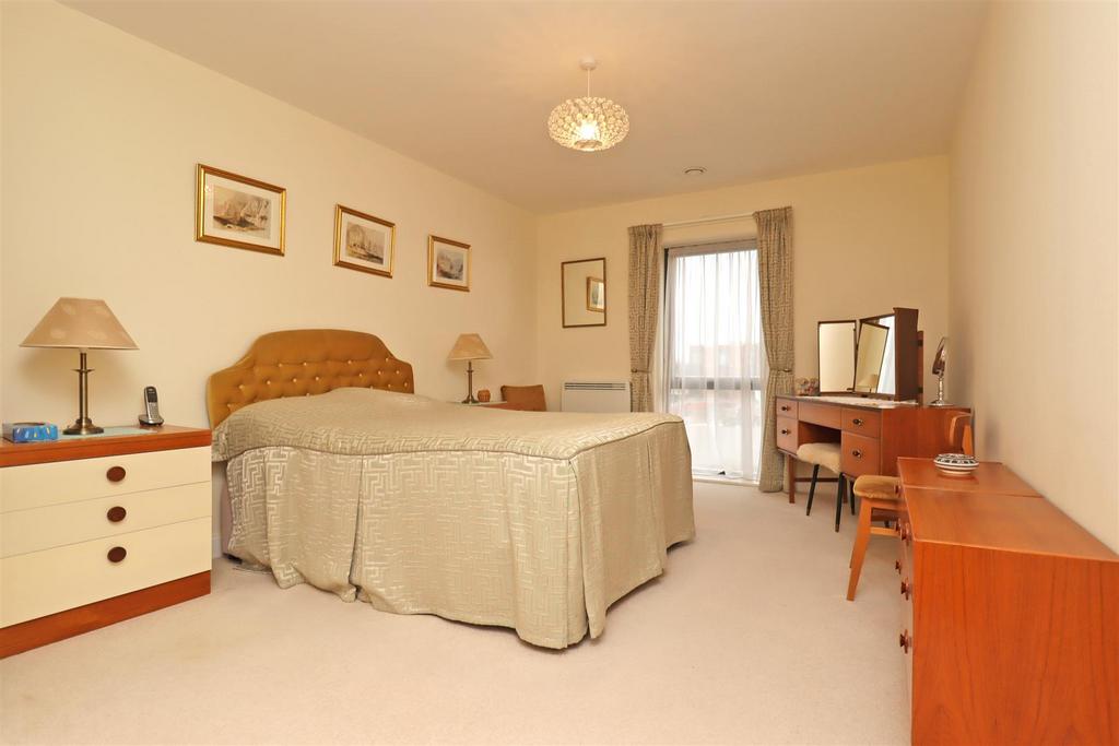 Main bedroom
