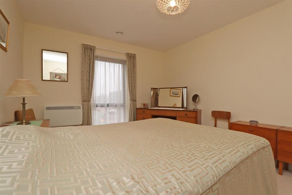 Main bedroom