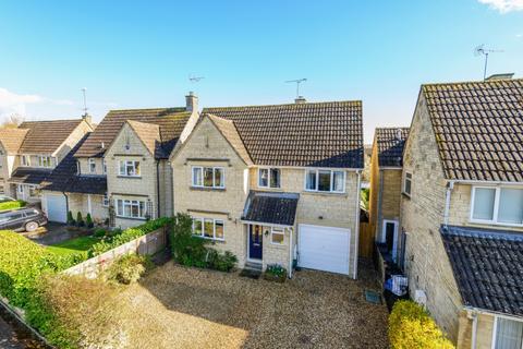 4 bedroom detached house to rent, Sudeley Drive, South Cerney