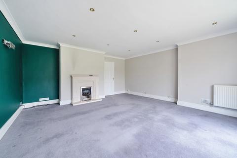 4 bedroom detached house to rent, Sudeley Drive, South Cerney