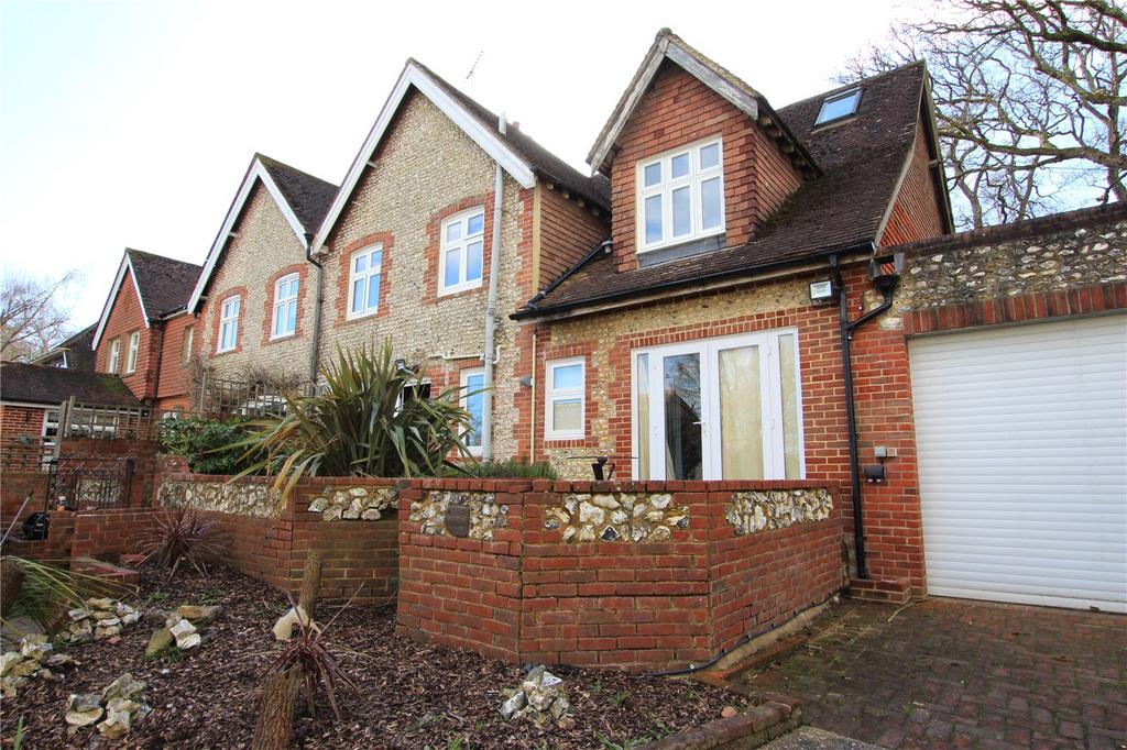 Water Lane, Storrington, Pulborough... Property to rent £750 pcm (£