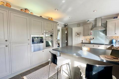 2 Higher Elms, Pityme, Wadebridge, PL27 6NX