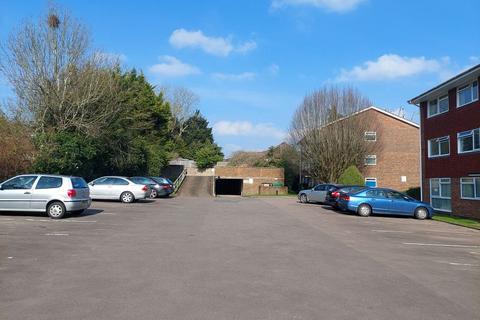 Studio for sale, Copperfield Court, Leatherhead KT22