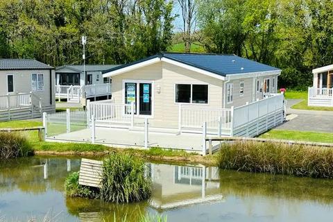 2 bedroom bungalow for sale, Hedley Wood Holiday Park, Holsworthy EX22