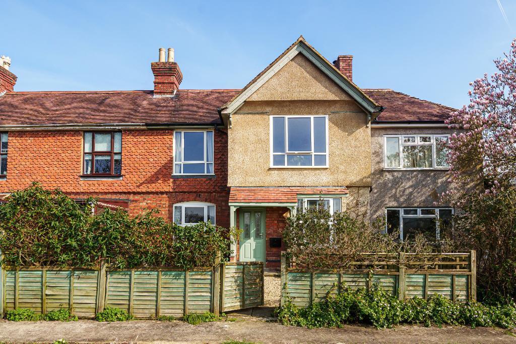 Cam, Dursley GL11 2 bed character property for sale £335,000