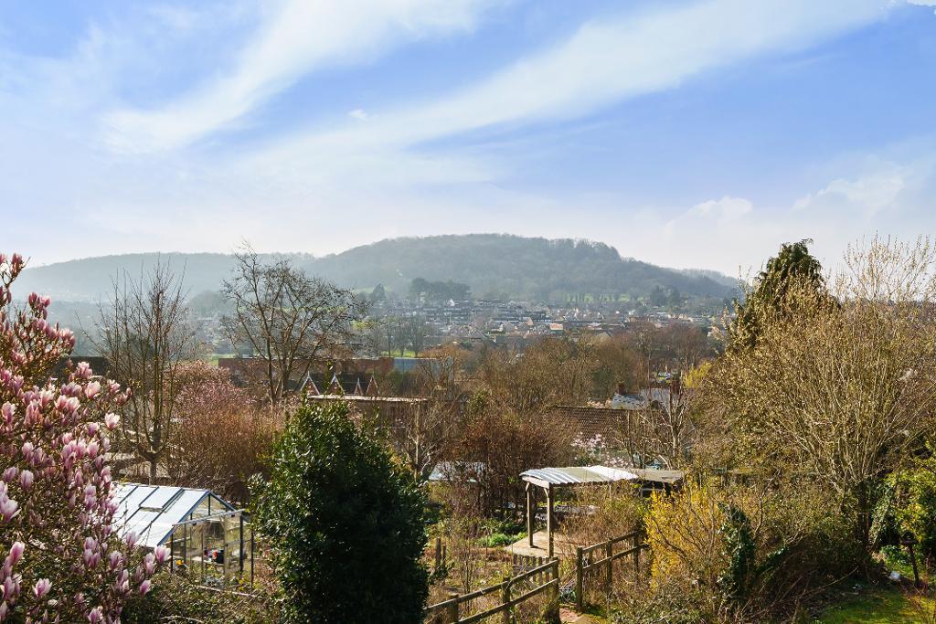 Cam, Dursley GL11 2 bed character property for sale £335,000