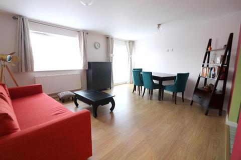 2 bedroom flat for sale - Luton LU2